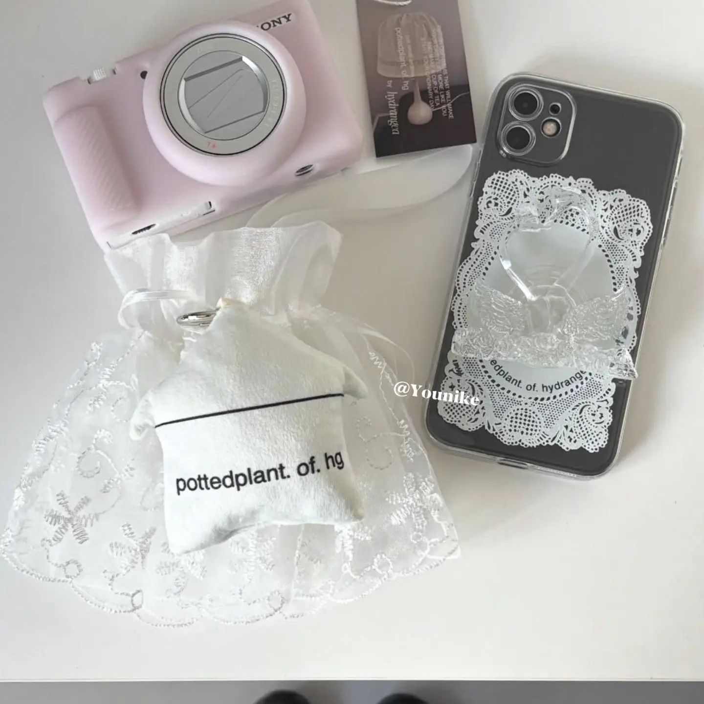 English Lace Art Student Retro - Phone Cases Drawing review and price